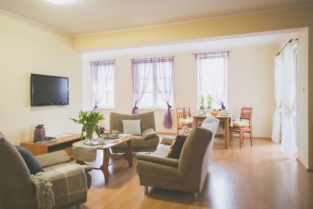 Apartamenty Przy Zamku 올슈틴 외부 사진